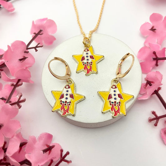 Cute Yellow Star With Astronaut Charm Huggies & Necklace Combo Perfect For Dailywear - DropShp
