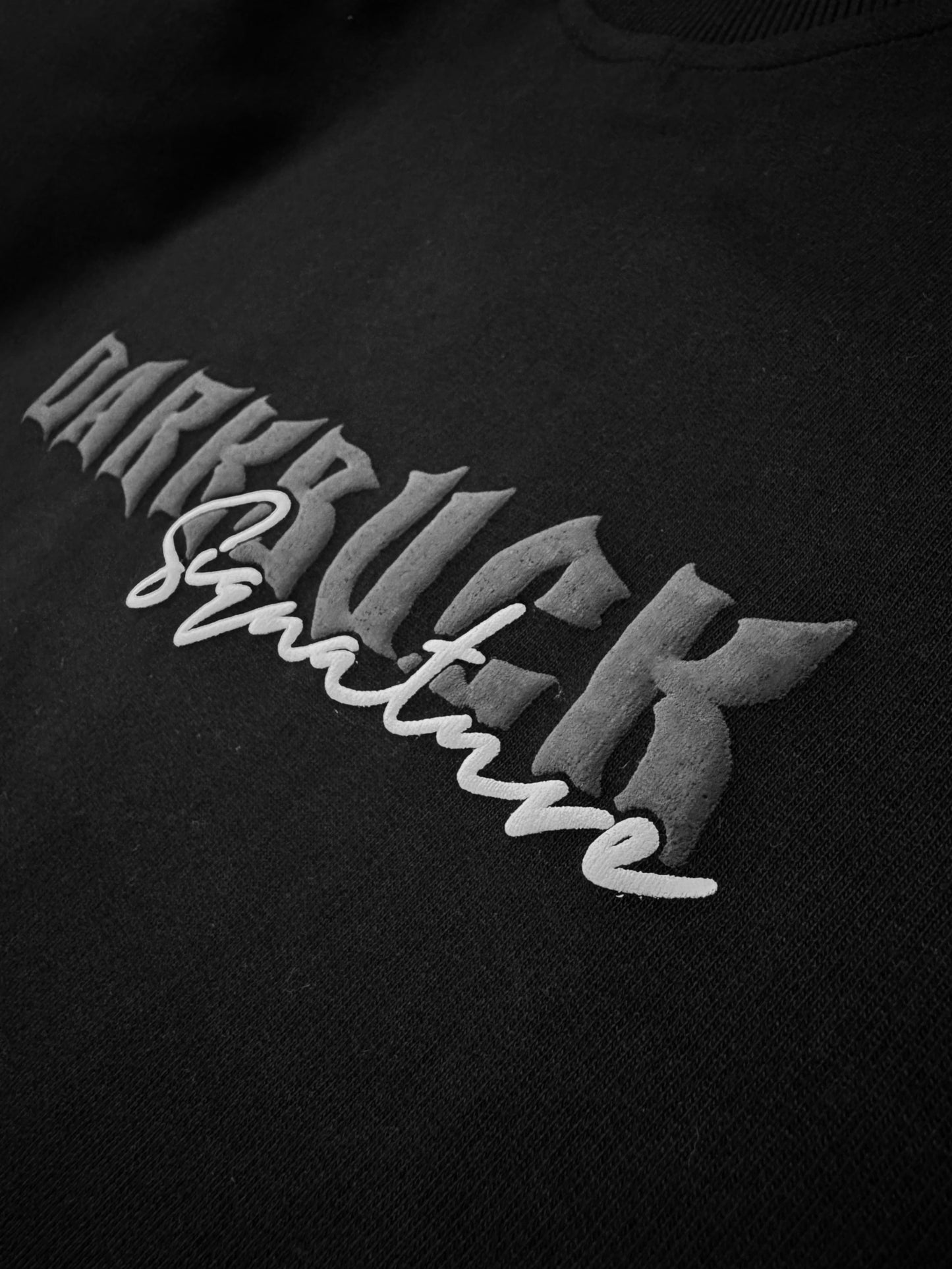 SIGNATURE 3D PUFF OVERSIZED T-SHIRT