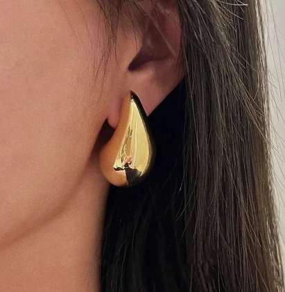 Chunky Golden Teardrop Korean Earring - DropShp