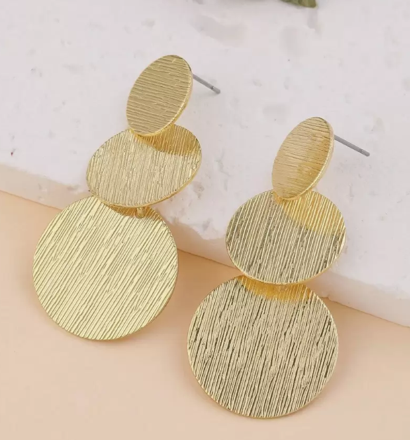 Golden Textured Drop Earrings - DropShp